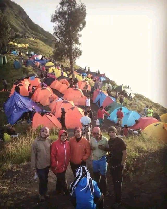 rinjani trekking, mount rinjani trekking, mount rinjani hike, mount rinjani tour rinjani tour, rinjani hike, mt rinjani hike, mount rinjani trek, rinjani trek, mount rinjani trekking tour