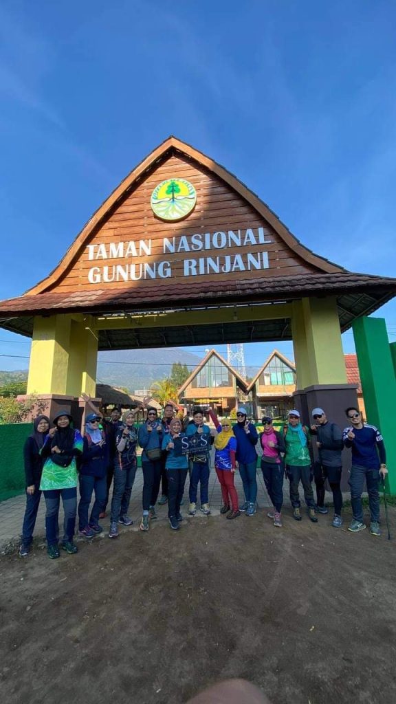 rinjani trekking, mount rinjani trekking, mount rinjani hike, mount rinjani tour rinjani tour, rinjani hike, mt rinjani hike, mount rinjani trek, rinjani trek, mount rinjani trekking tour